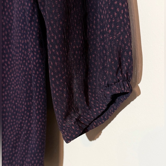 LOFT Navy/Red dots Women's Blouse Size Medium - Picture 7 of 9